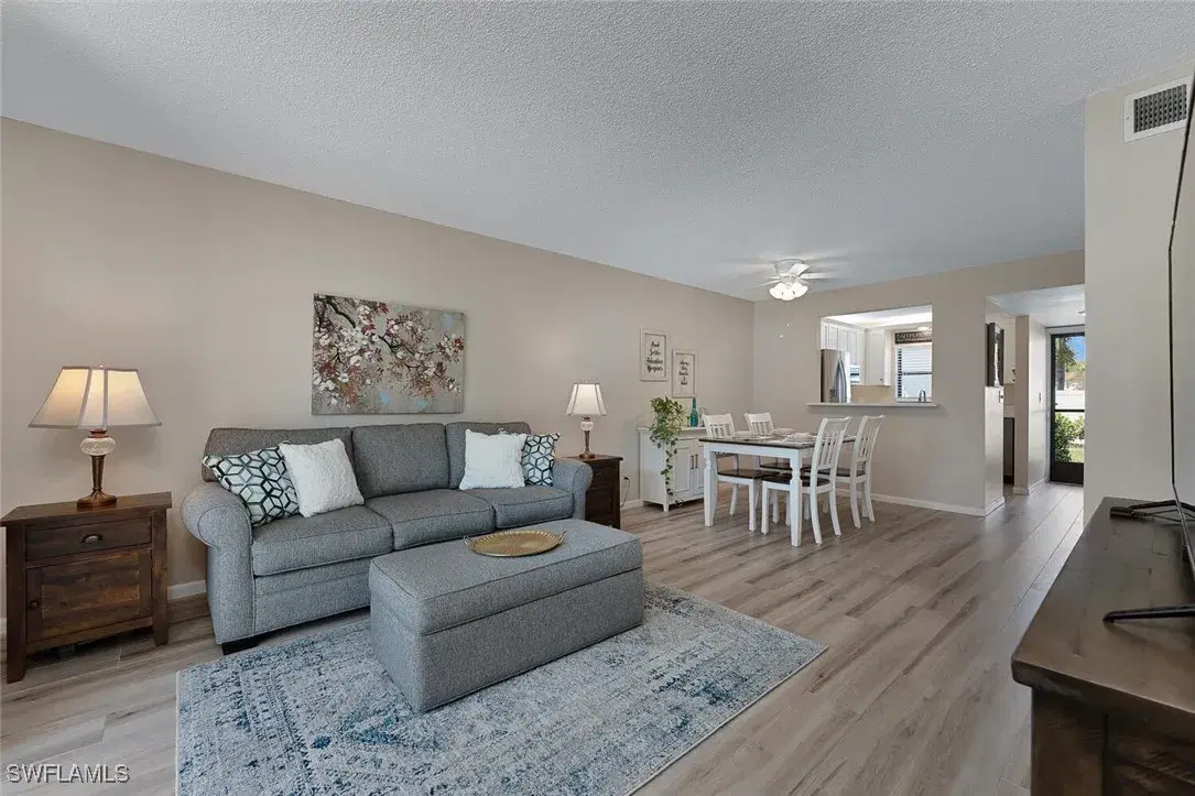 Picture of 4346 27Th Ct Sw 105, Naples, FL 34116