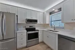 Picture of 4346 27Th Ct Sw 105, Naples, FL 34116