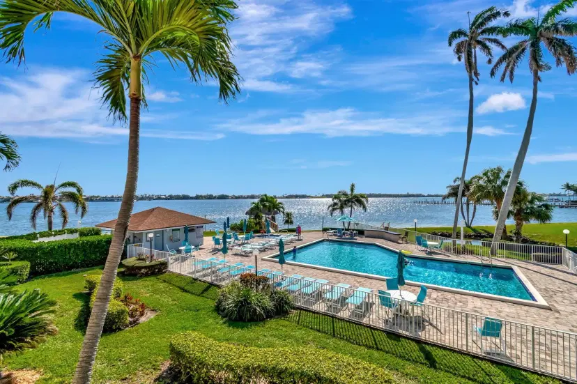 Picture of 42 N Lakeshore Drive, Hypoluxo FL 33462