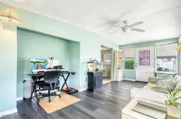 Picture of 5 Creek Cir, Naples, FL 34114