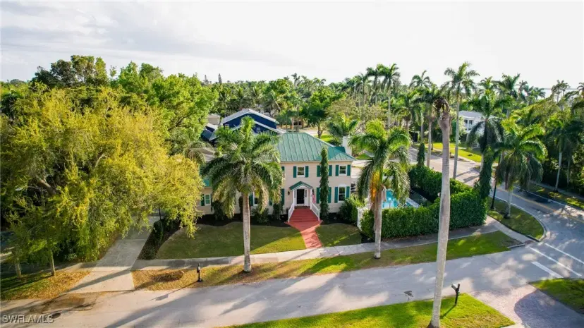 Picture of 1410 El Prado Ave, Fort Myers FL 33901