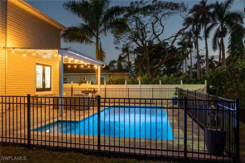 Picture of 1410 El Prado Ave, Fort Myers FL 33901