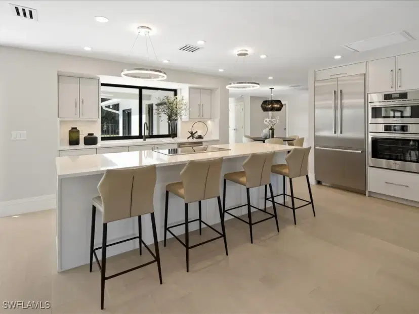 Picture of 518 Cypress Way E, Naples FL 34110