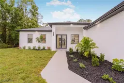 Picture of 824 Grenada Ave, Lehigh Acres, FL 33974