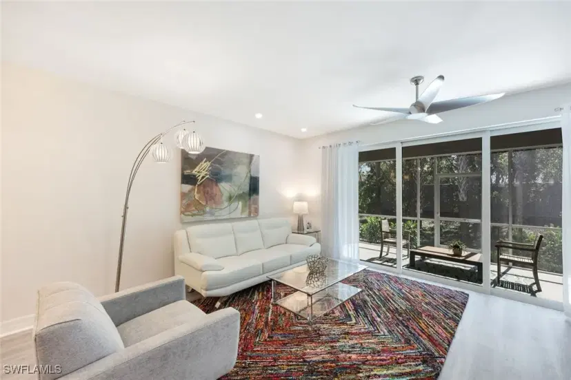 Picture of 262 Indies Dr E 102, Naples FL 34114