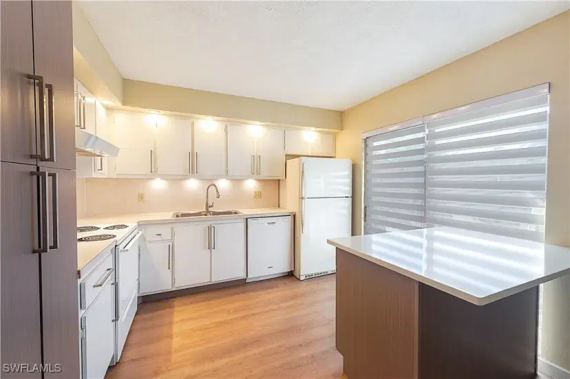 Picture of 12328 Woodrose Ct 1, Fort Myers FL 33907