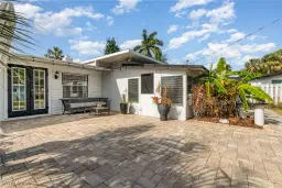 Picture of 4464 E Riverside Dr, Fort Myers, FL 33905