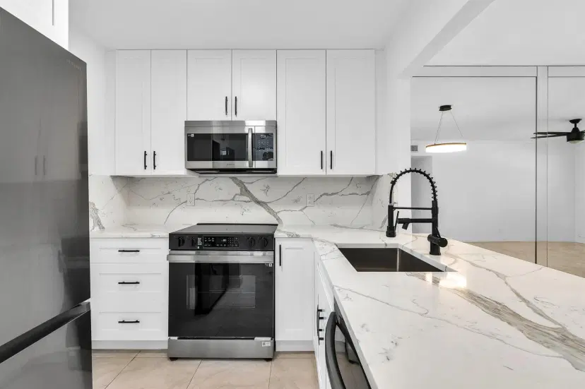 Picture of 410 SE 2Nd Avenue 26, Deerfield Beach FL 33441