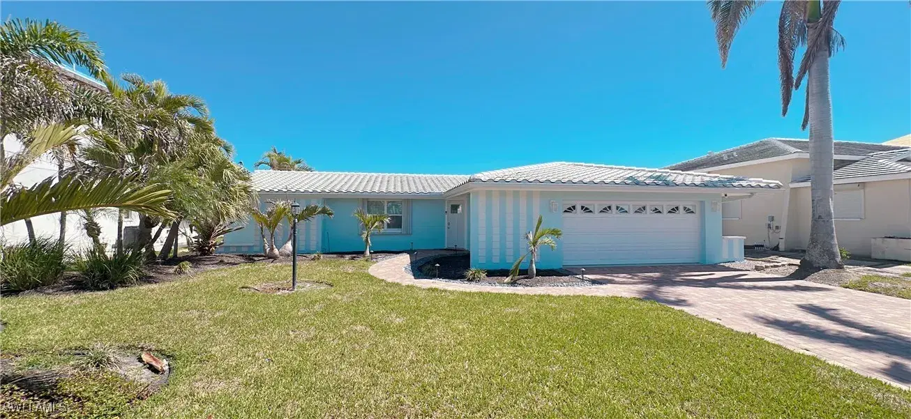 Picture of 11 Palmview Blvd, Fort Myers Beach, FL 33931