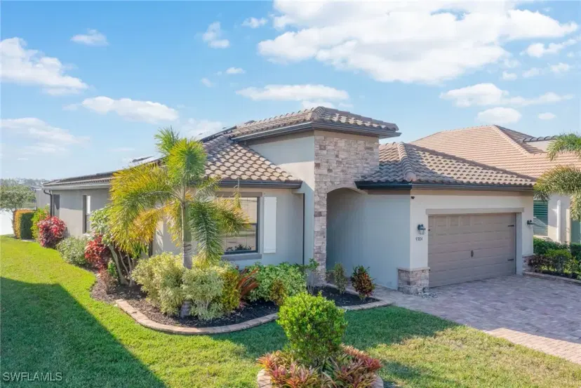 Picture of 9384 Glenforest Dr, Naples FL 34120