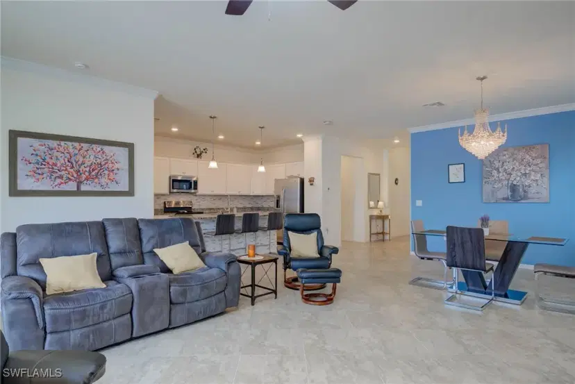 Picture of 9384 Glenforest Dr, Naples FL 34120