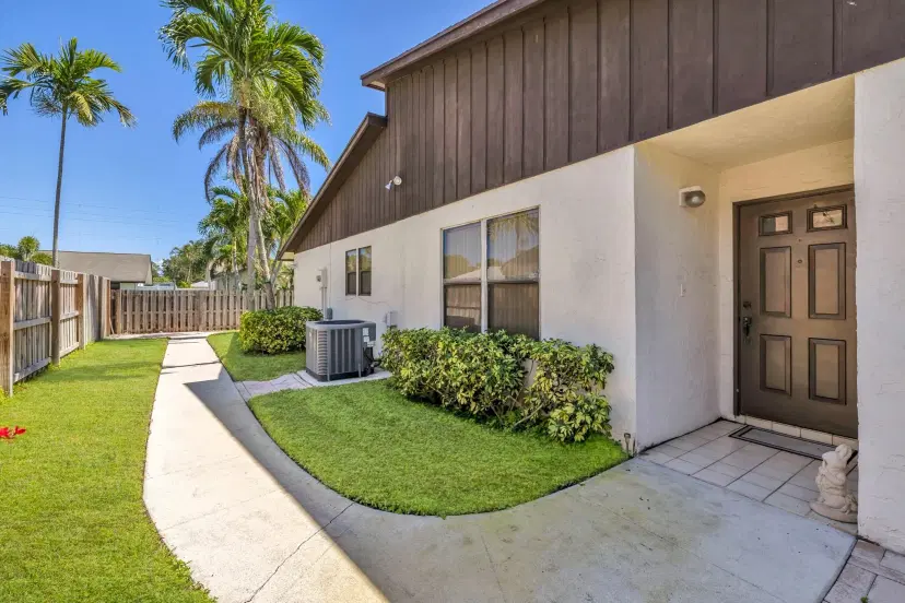 Picture of 366 SW 27Th Ave, Delray Beach FL 33445