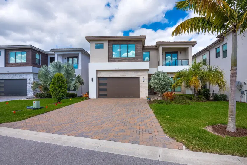 Picture of 8131 Laurel Falls Dr Drive, Boca Raton FL 33496