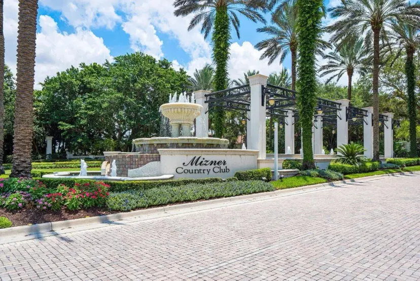 Picture of 8072 Laurel Ridge Court, Delray Beach FL 33446