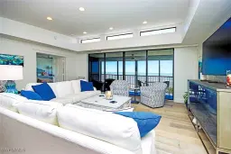 Picture of 2629 W Gulf Dr 3B, Sanibel, FL 33957
