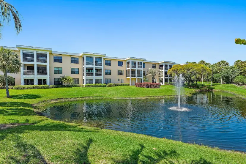 Picture of 300 N Highway A1A 203C, Jupiter FL 33477