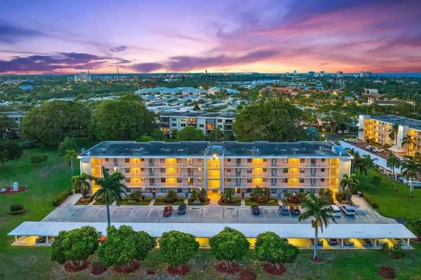 Picture of 300 N Highway A1A 203C, Jupiter FL 33477