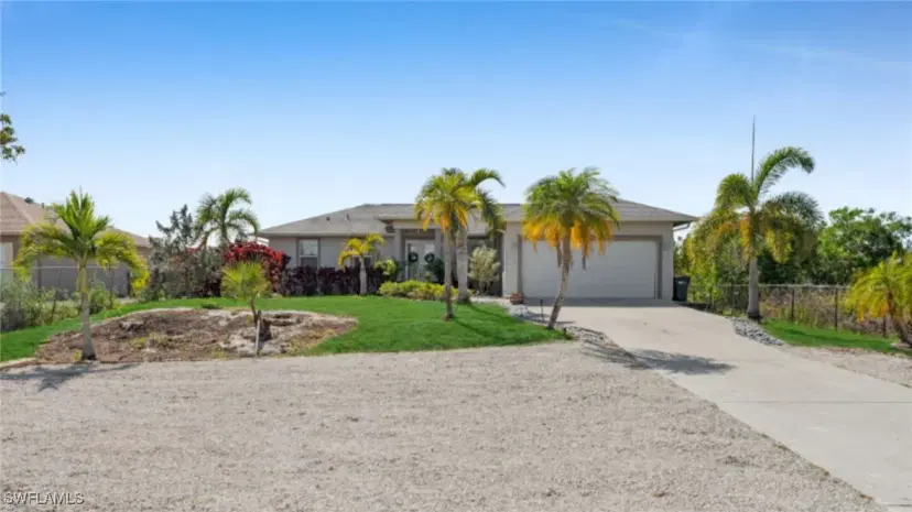 Picture of 3045 Everglades Blvd N, Naples FL 34120
