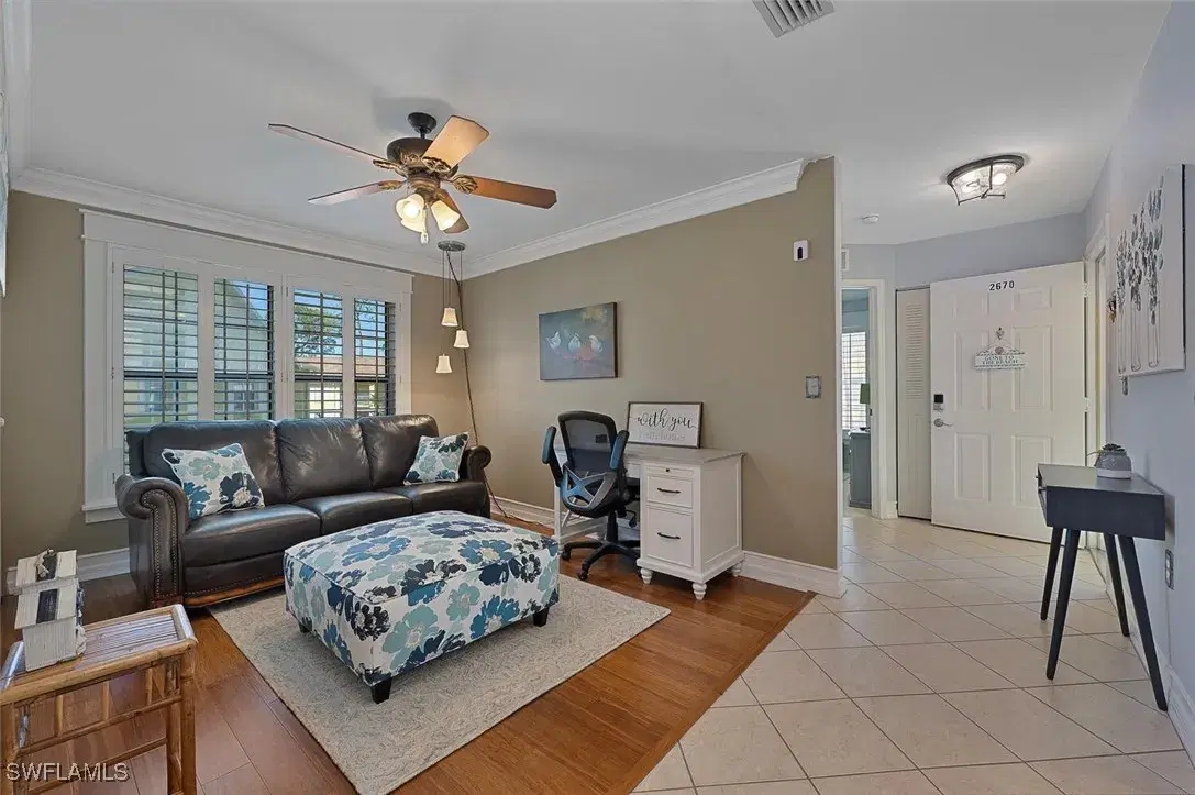 Picture of 2670 Kings Lake Blvd 7-204, Naples, FL 34112