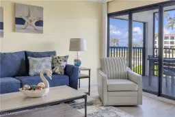 Picture of 2445 W Gulf Dr 21E, Sanibel, FL 33957