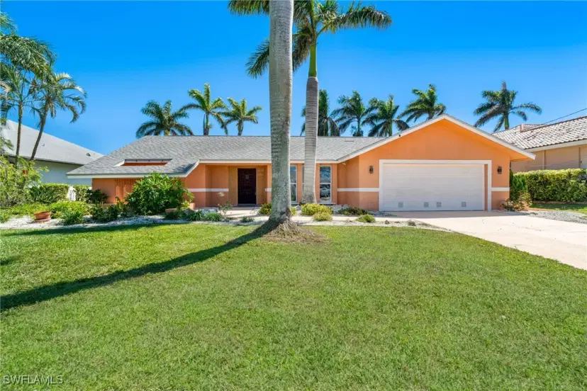 Picture of 3913 SE 19Th Ave, Cape Coral FL 33904