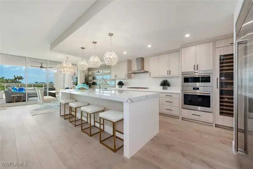 Picture of 13945 Old Coast Rd 302, Naples FL 34110