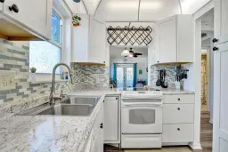 Picture of 3216 SE 8Th St 101, Pompano Beach, FL 33062