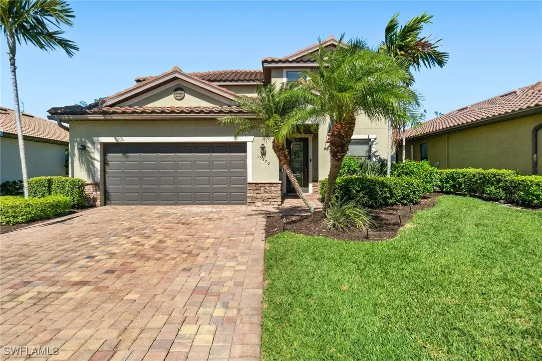Picture of 13570 San Georgio Dr, Estero, FL 33928
