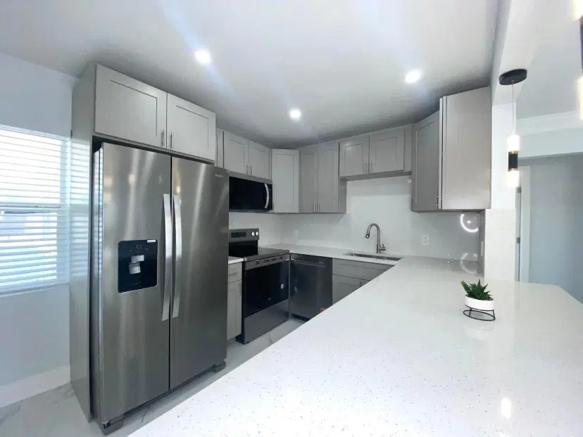 Picture of 802 S C Street, Lake Worth Beach FL 33460