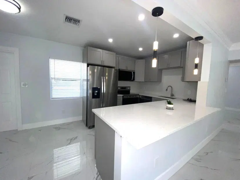 Picture of 802 S C Street, Lake Worth Beach FL 33460