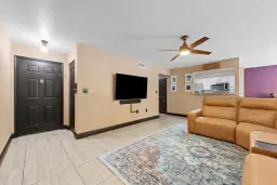 Picture of 2400 NW 33Rd St 1110, Oakland Park, FL 33309