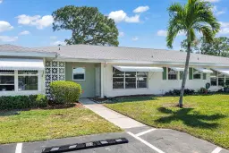 Picture of 106 Lakes End Drive B, Fort Pierce, FL 34982