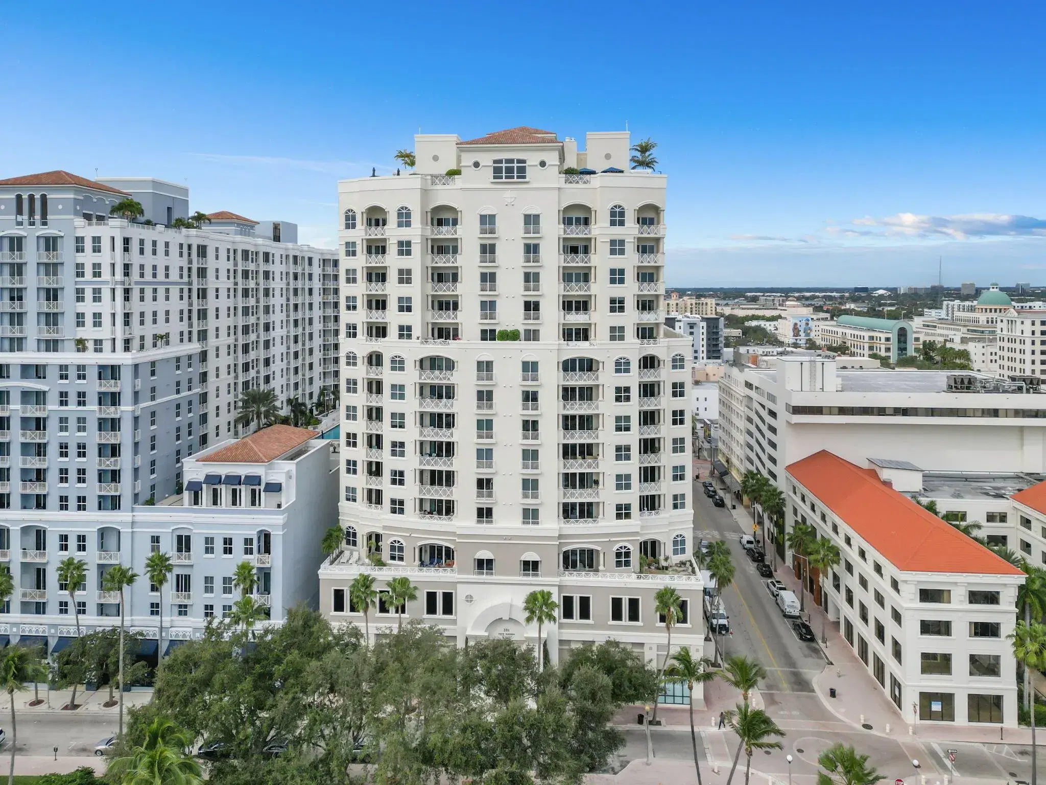 Picture of 201 S Narcissus Avenue 605, West Palm Beach, FL 33401