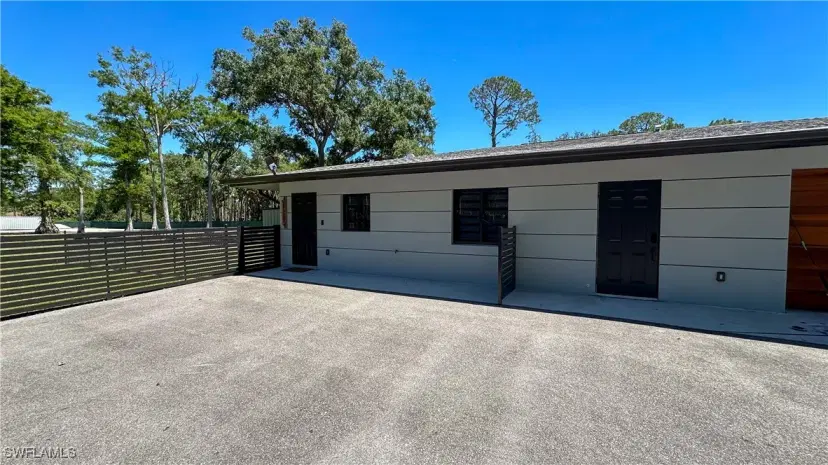 Picture of 6101 Westport Ln, Naples FL 34116