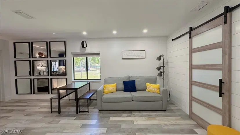 Picture of 6101 Westport Ln, Naples FL 34116