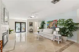 Picture of 6024 Perthshire Ln, Fort Myers, FL 33908