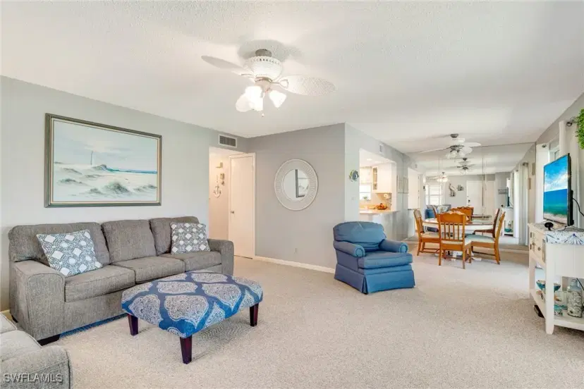 Picture of 1549 Sandpiper St 34, Naples FL 34102