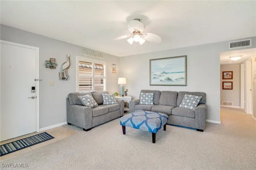 Picture of 1549 Sandpiper St 34, Naples FL 34102