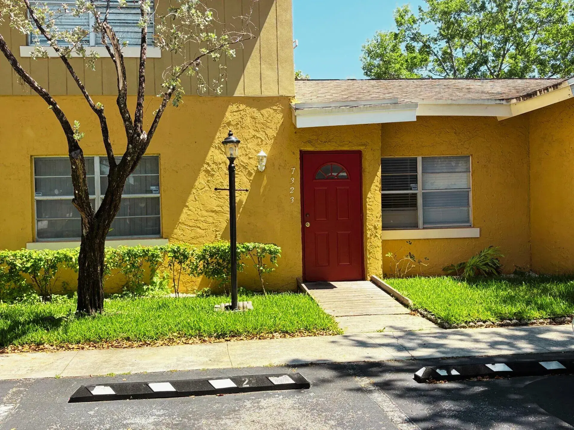 Picture of 7323 W Sunrise Boulevard 7323, Plantation, FL 33313