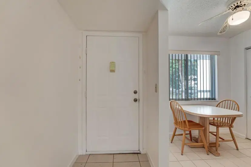 Picture of 3146 Via Poinciana 203, Lake Worth FL 33467