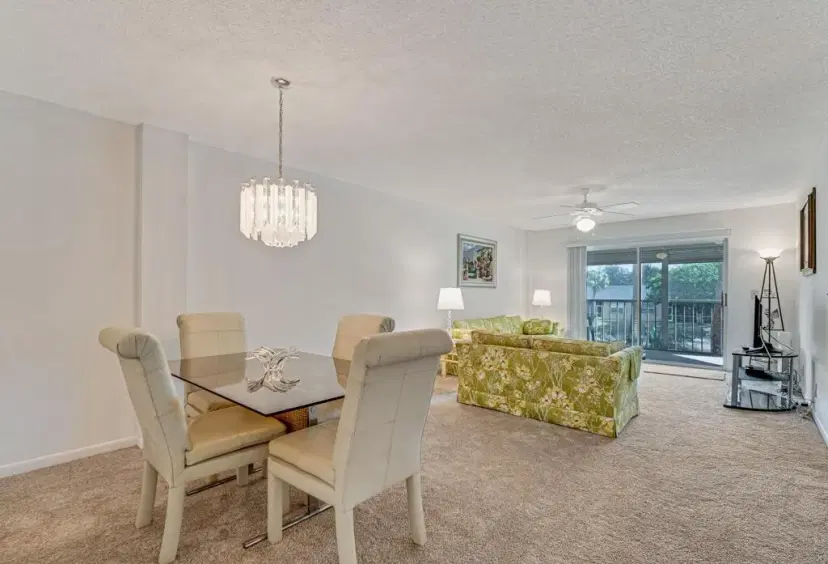 Picture of 3146 Via Poinciana 203, Lake Worth FL 33467