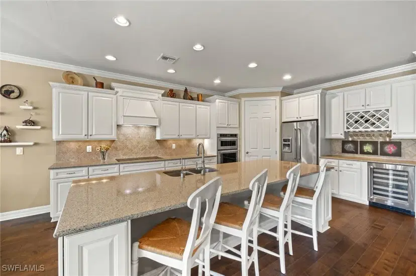 Picture of 11807 Dixon Dr, Fort Myers FL 33913