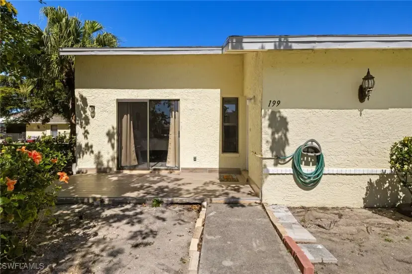 Picture of 1518 SW Courtyards Ln 199, Cape Coral FL 33914
