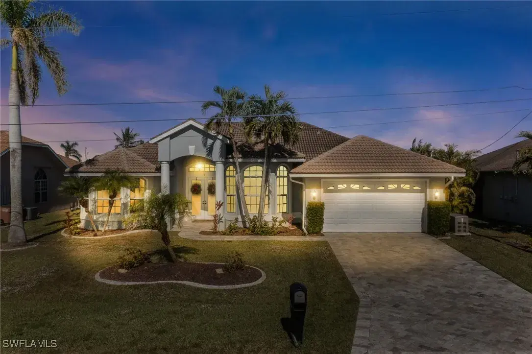 Picture of 321 SE 31St St, Cape Coral, FL 33904