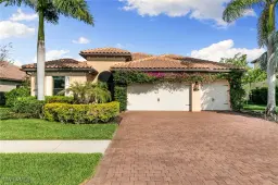 Picture of 1621 Songbird Ct, Naples, FL 34120