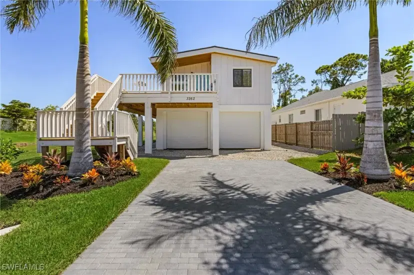 Picture of 3262 Andrews Ave, Naples FL 34112