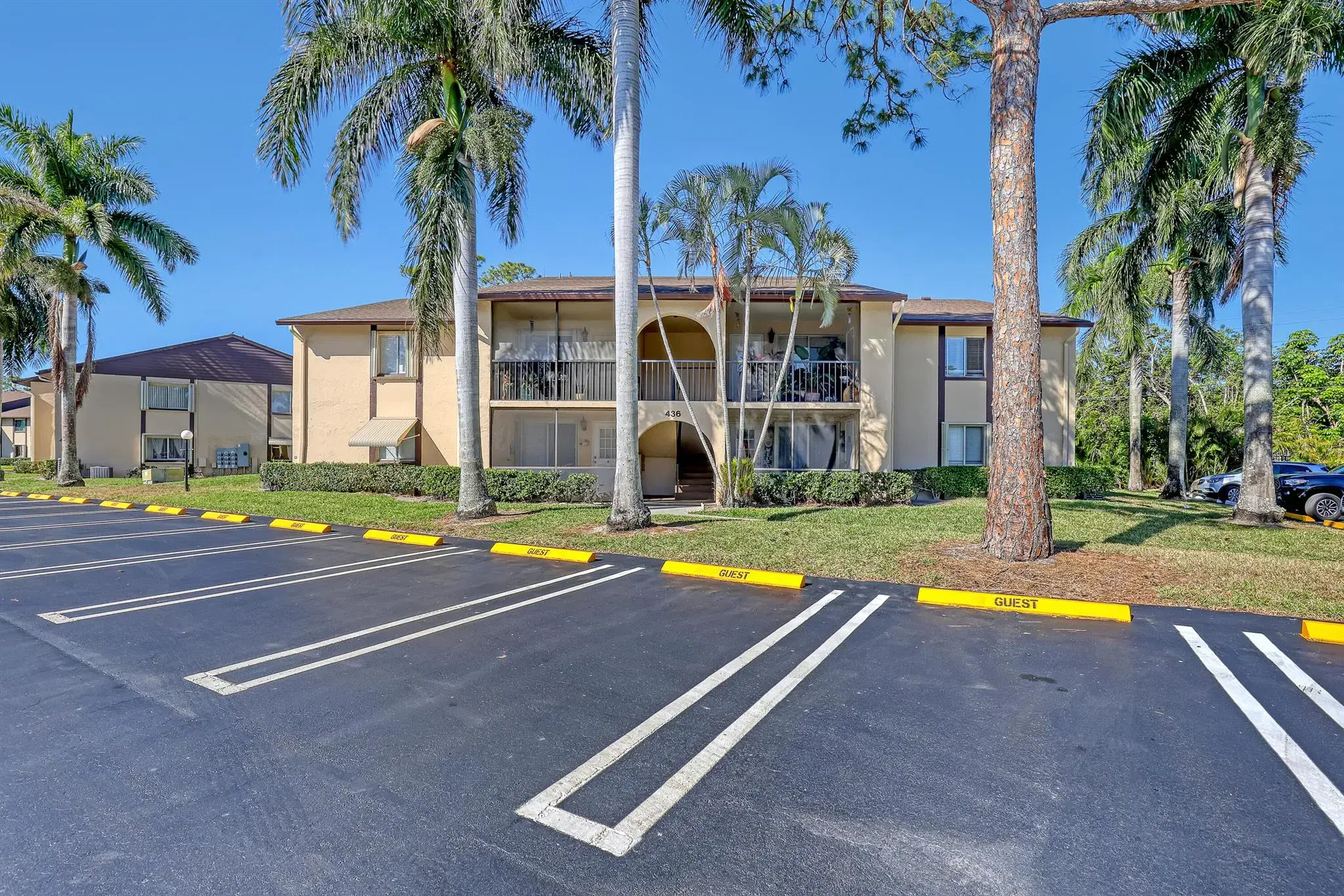 Picture of 436 Pine Glen Lane C-2, Greenacres, FL 33463