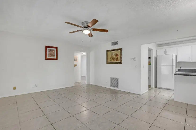 Picture of 436 Pine Glen Lane C-2, Greenacres FL 33463