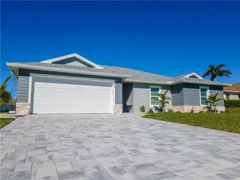 Picture of 1030 NE 13Th Pl, Cape Coral FL 33909
