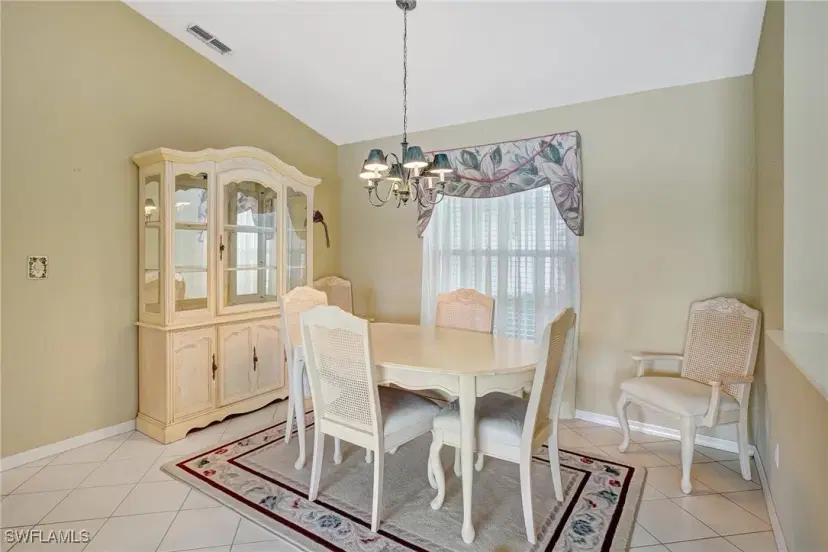 Picture of 3719 Kent Dr, Naples FL 34112